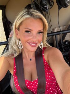 Evelyn Burdecki