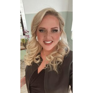 Sarah Knappik